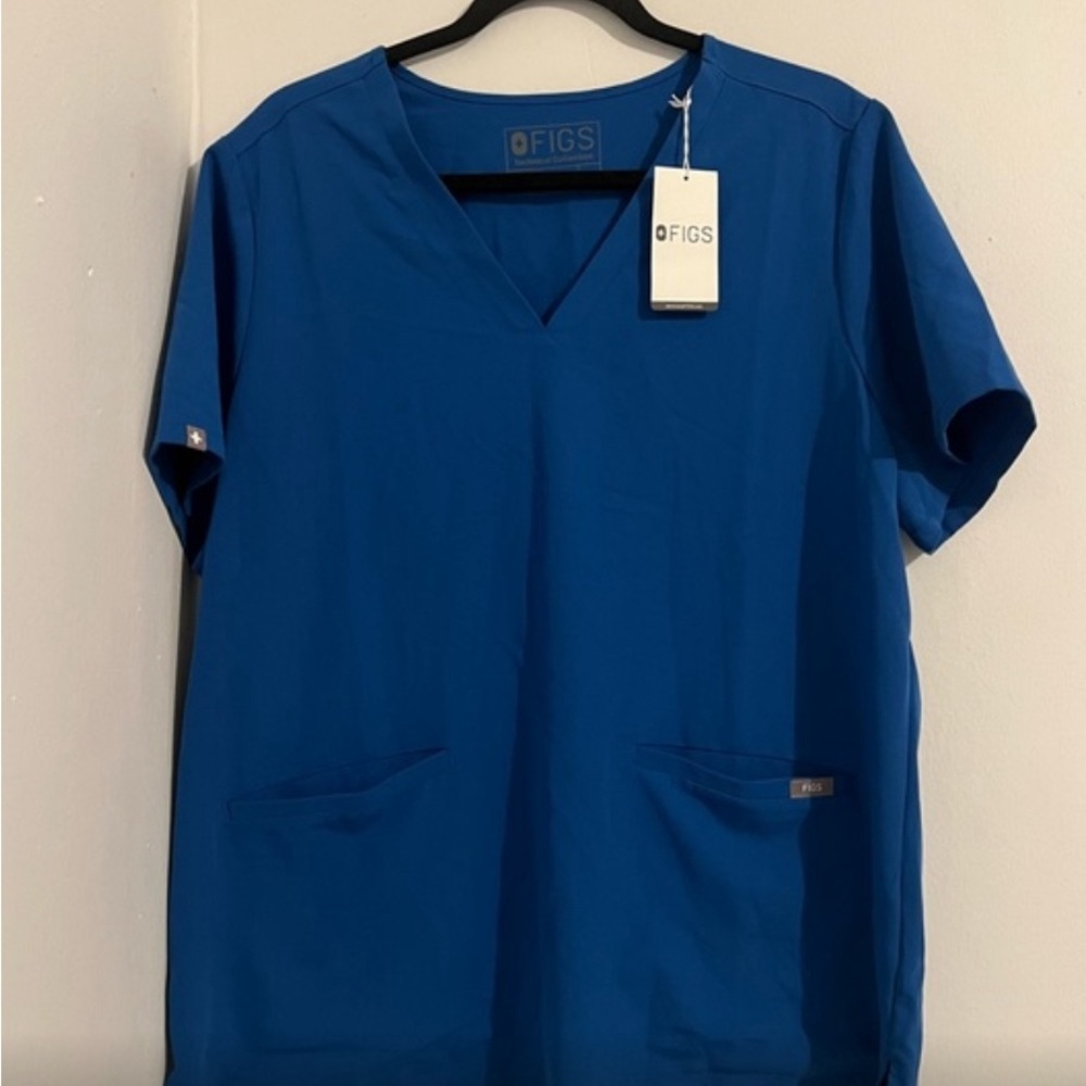 FIGS Scrub Top